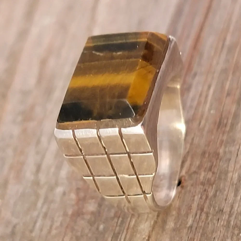 Vintage Sterling Beveled Tiger's Eye Rectangle Ring